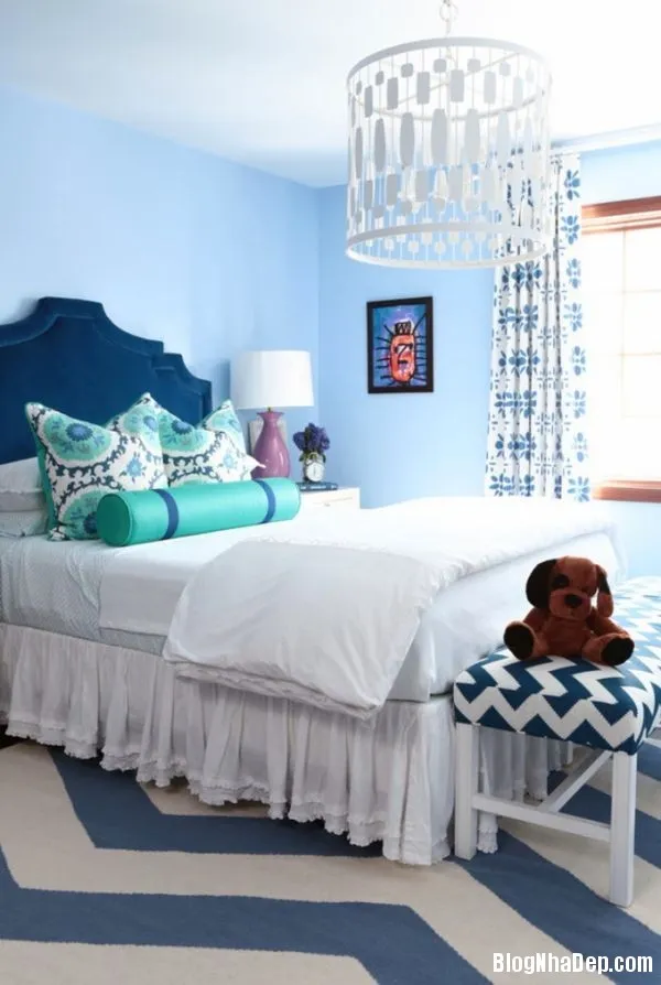 Phòng ngủ đẹp mắt với gam màu xanh ngọc