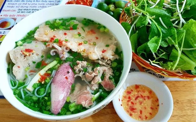 Top +10 Quán Ăn Ngon Gần Đây Ở Sài Gòn Nổi Tiếng Nhất