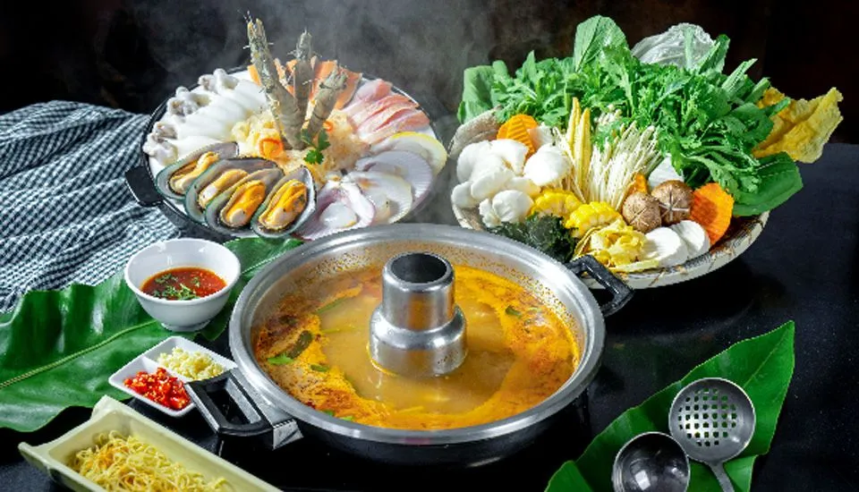 Top +20 Địa Chỉ Ăn Trưa Tại TPHCM Siêu Ngon Chuẩn Vị Sài Gòn